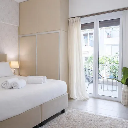 Tropicana Beachside Stay In Vouliagmeni-2